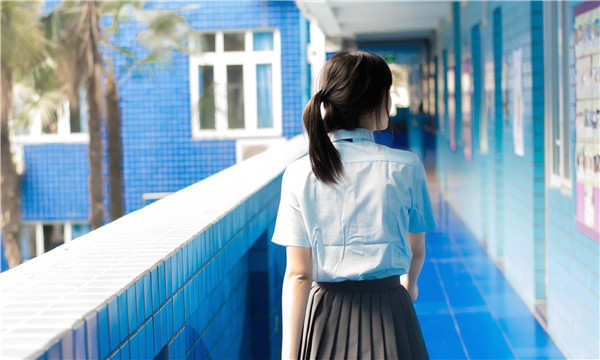 那坡如何找到一个可以帮助我生孩子的女人？